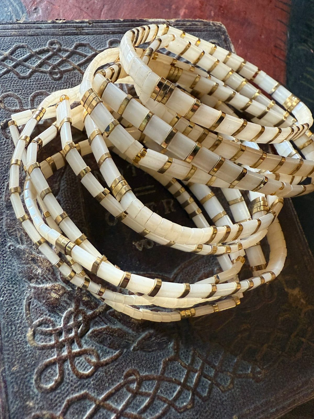 Japanese pearl bracelet with Gold plated Ematite