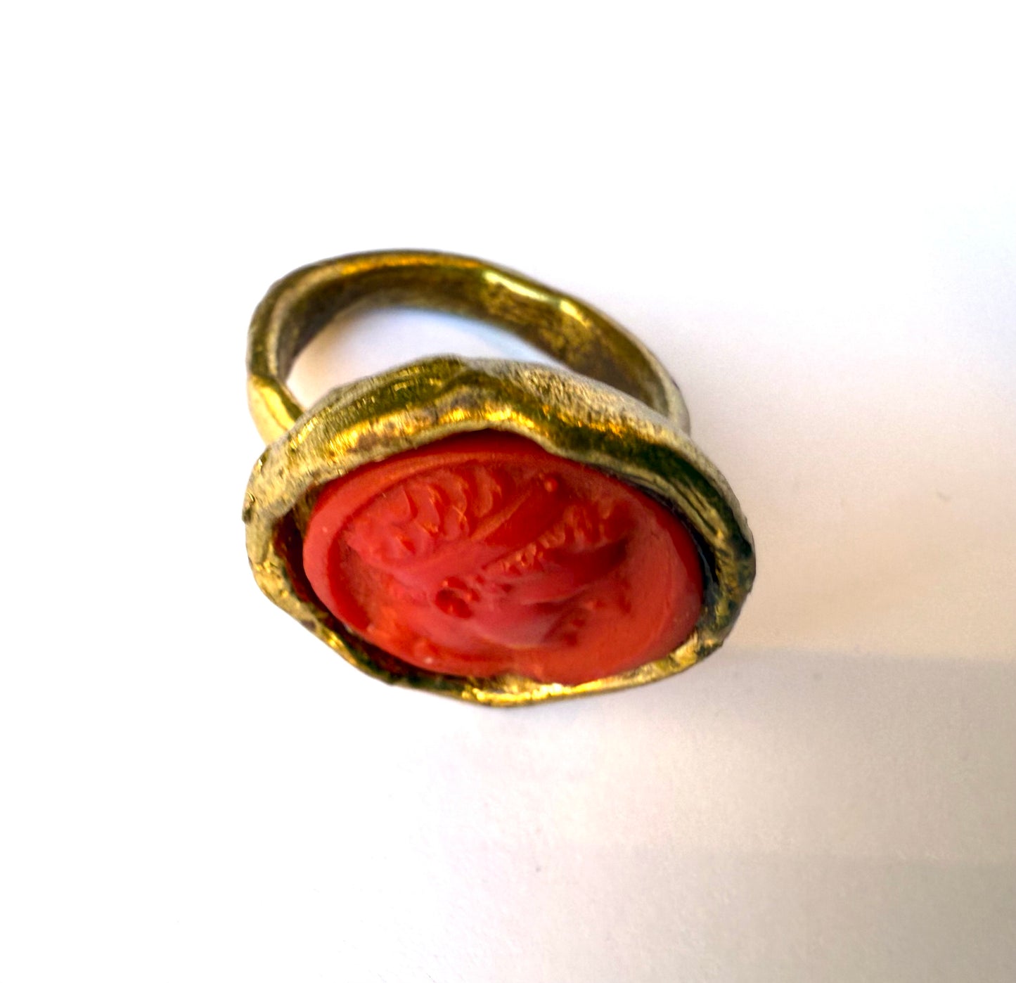 Anello in Pasta Vitrea Corallo rotondo